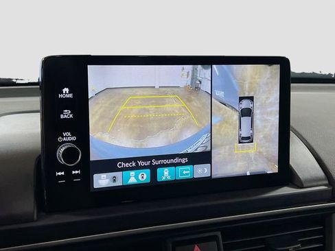 Used 2023 Honda Pilot Elite image 14