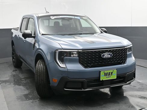 New 2026 Ford Maverick Lariat w/ Black Appearance Package image 9