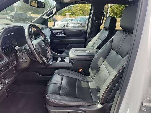 Used 2022 Chevrolet Tahoe RST w/ Sport Performance Package AWD/4WD image 10