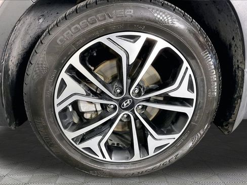 Used 2020 Hyundai Santa Fe Limited FWD image 30
