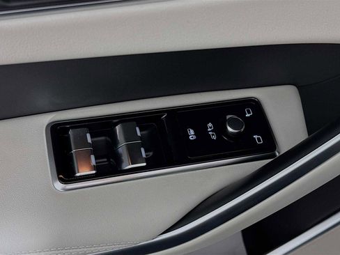 New 2026 Jaguar F-PACE R-Dynamic S image 19