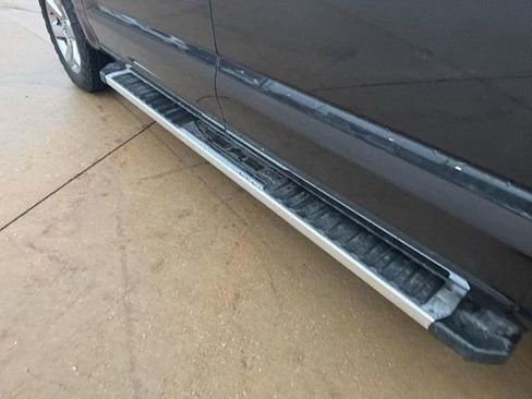 Used 2022 Ford F150 Lariat w/ Max Trailer Tow Package image 37