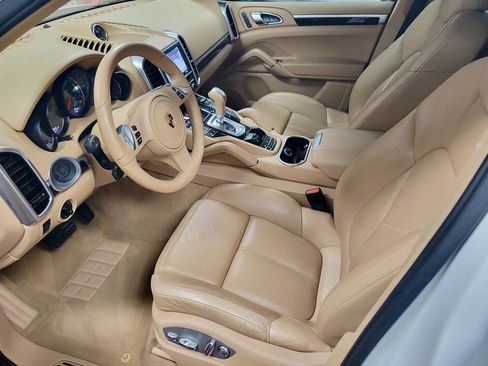 Used 2012 Porsche Cayenne image 15
