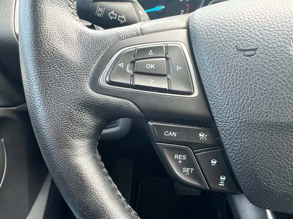 Used 2019 Ford Escape Titanium AWD/4WD image 17