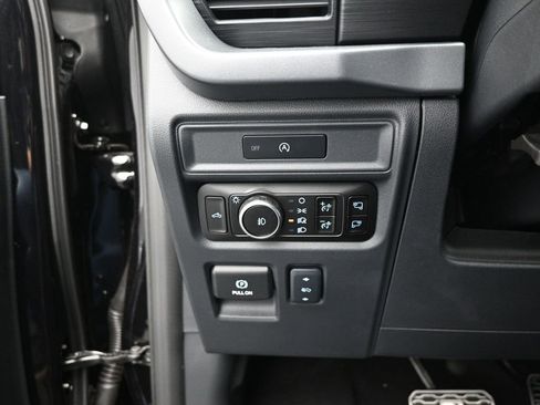 Used 2025 Ford F150 XLT w/ Equipment Group 303A High AWD/4WD image 12