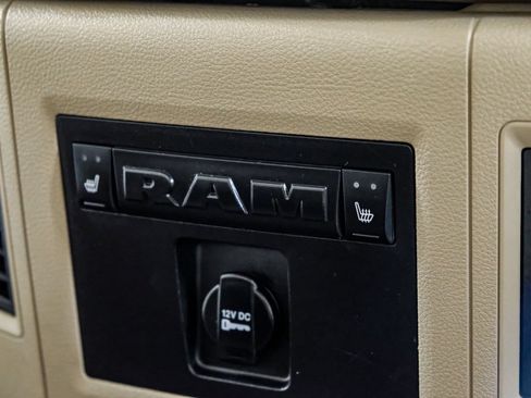 Used 2014 RAM 3500 Laramie AWD/4WD image 32