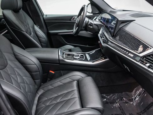 Certified 2024 BMW X5 xDrive40i w/ M Sport Package image 18