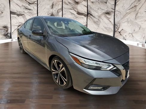 Used 2021 Nissan Sentra SR FWD image 2