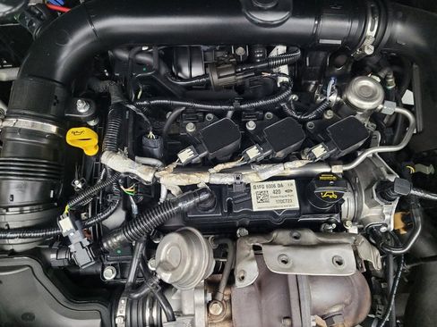 Used 2018 Ford EcoSport Titanium image 30