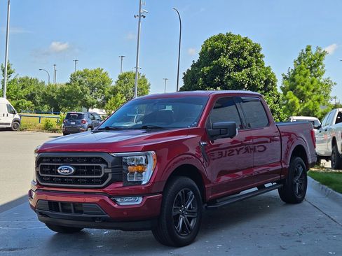Used 2021 Ford F150 XLT w/ Equipment Group 302A High AWD/4WD image 3