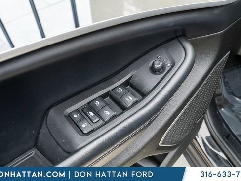 Used 2022 Jeep Grand Cherokee L Limited w/ Trailer Tow Group (B) AWD/4WD image 16