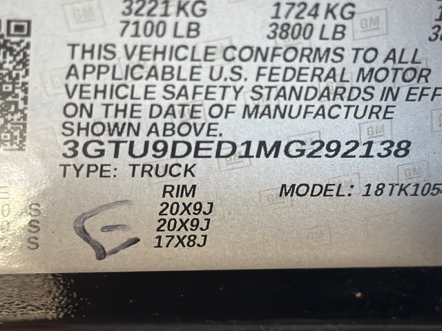 Used 2021 GMC Sierra 1500 SLT w/ SLT Premium Plus Package AWD/4WD image 32