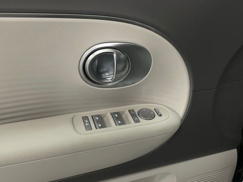 New 2026 Hyundai Ioniq 9 SE image 11