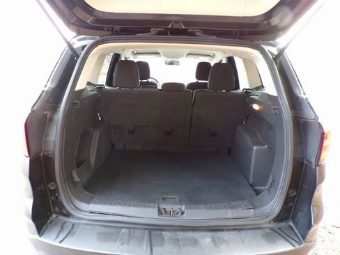 Used 2019 Ford Escape SE image 7