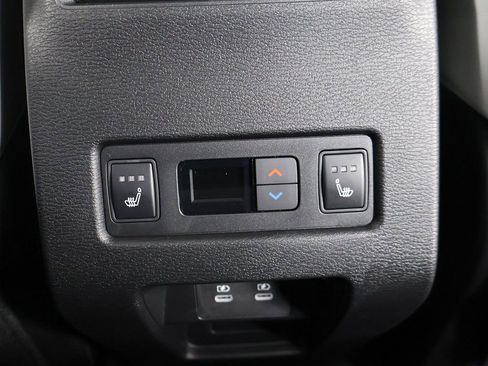 New 2025 Mitsubishi Outlander SEL image 54