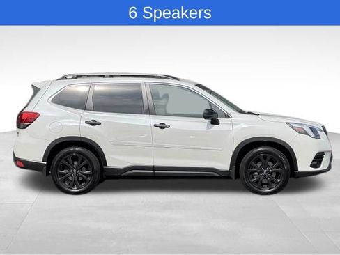 Used 2023 Subaru Forester Limited AWD/4WD image 9
