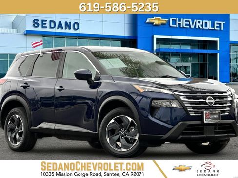 Used 2024 Nissan Rogue SV AWD/4WD image 1