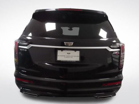 Certified 2022 Cadillac XT6 Sport w/ Technology Package image 4