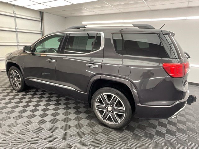 Used 2019 GMC Acadia Denali w/ Technology Package FWD image 4
