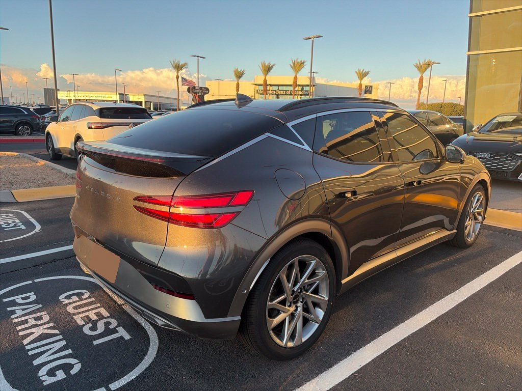 Used 2023 Genesis GV60 Advanced AWD/4WD image 4