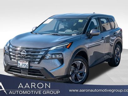 Used 2024 Nissan Rogue SV