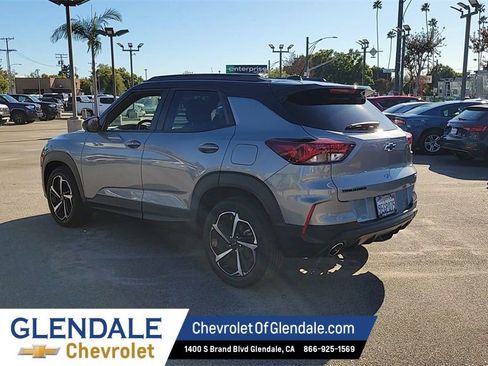 Used 2023 Chevrolet TrailBlazer RS w/ Sun and Liftgate Package image 6