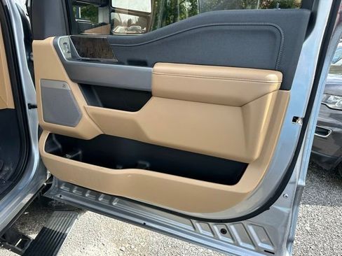 Used 2024 Ford F350 Lariat w/ Lariat Ultimate Package AWD/4WD image 19