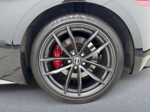 Used 2024 Nissan Z Performance w/ Floor Mat Package RWD image 13
