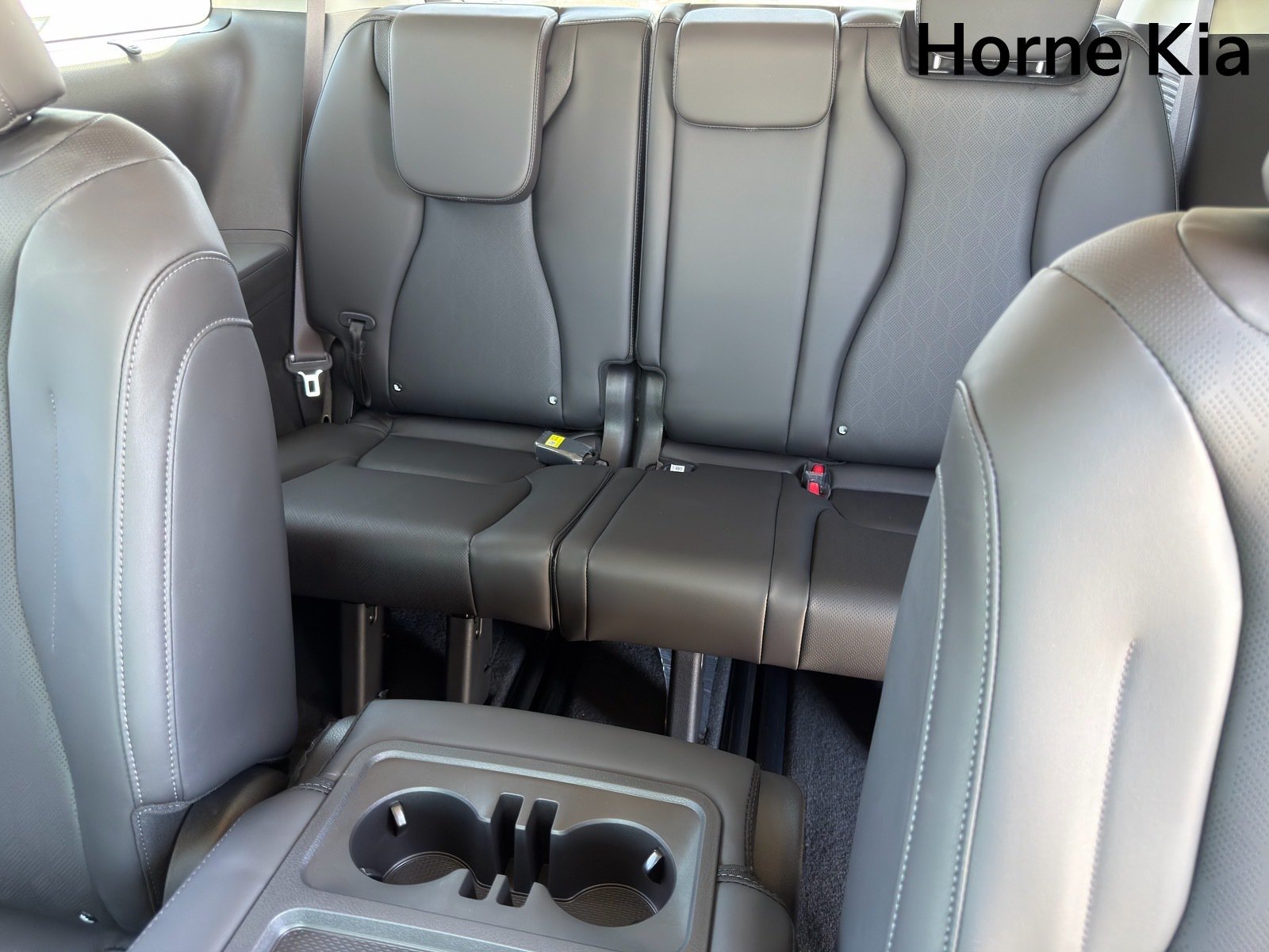 New 2026 Kia Carnival SX w/ SX Dark Edition Package FWD image 20