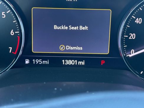 Used 2023 Buick Envision Essence w/ Sport Touring Package image 30