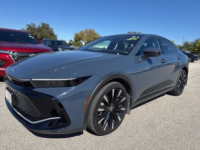 Used 2025 Toyota Crown Platinum