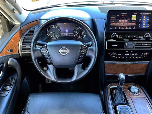 Used 2022 Nissan Armada SL image 5