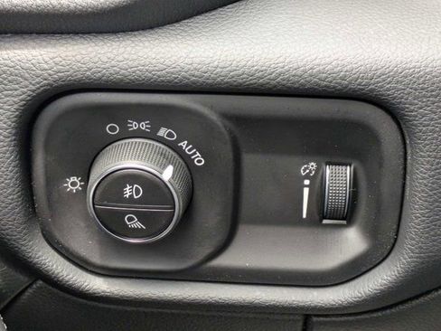 New 2026 RAM 3500 Big Horn AWD/4WD image 24