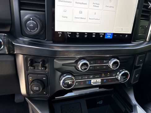 Used 2025 Ford F250 Lariat w/ Lariat Ultimate Package AWD/4WD image 29