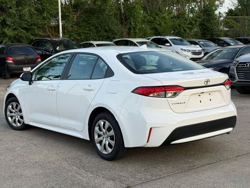 Used 2020 Toyota Corolla LE image 3