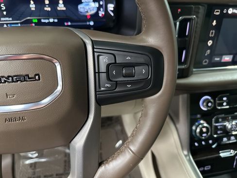 Used 2023 GMC Yukon XL Denali w/ Max Trailering Package AWD/4WD image 15