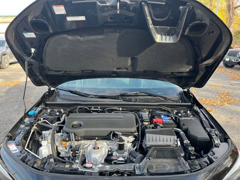 Used 2025 Honda Civic Sport image 30