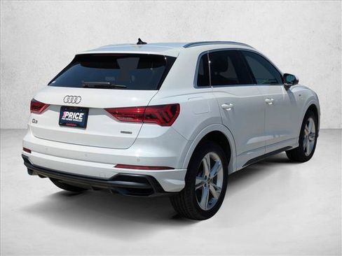 Used 2020 Audi Q3 2.0T Premium Plus w/ Premium Plus Package AWD/4WD image 5