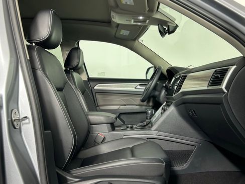 Used 2023 Volkswagen Atlas SEL AWD/4WD image 10