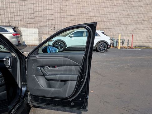 Used 2025 MAZDA CX-50 AWD 2.5 S w/ Premium Package image 29