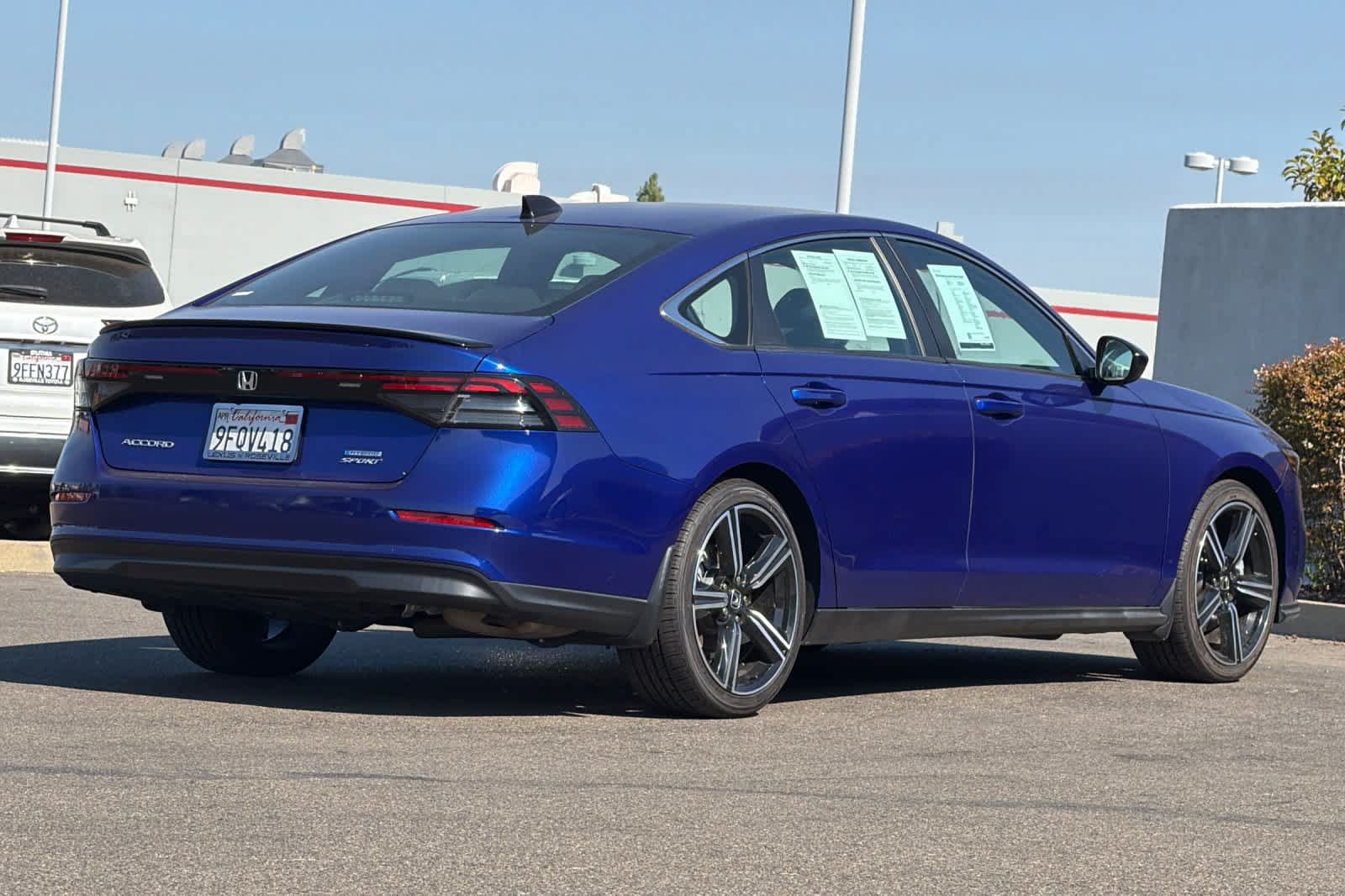 Used 2023 Honda Accord Sport image 2