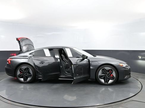 Used 2022 Audi RS e-tron GT AWD/4WD image 27