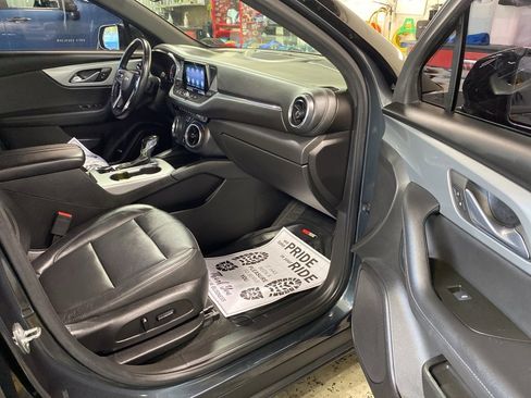 Certified 2019 Chevrolet Blazer LT image 11