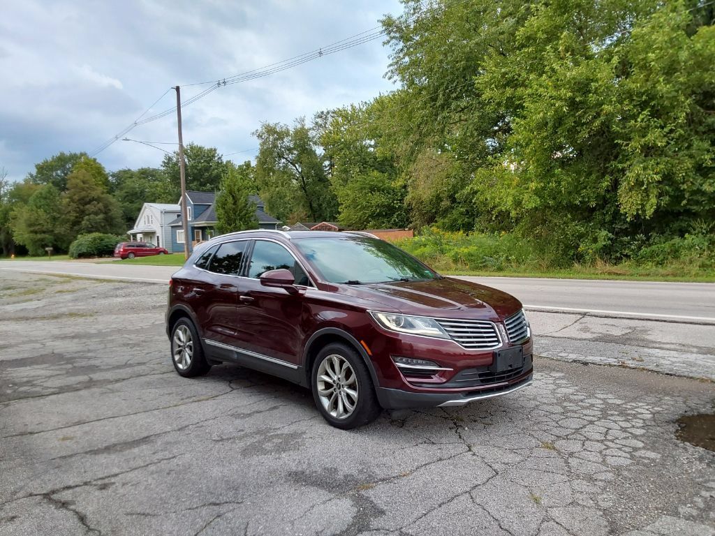 Used 2017 Lincoln MKC Select w/ Select Plus Package AWD/4WD image 5