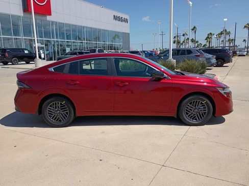 New 2026 Nissan Sentra SV w/ Floor Mat Package FWD image 7