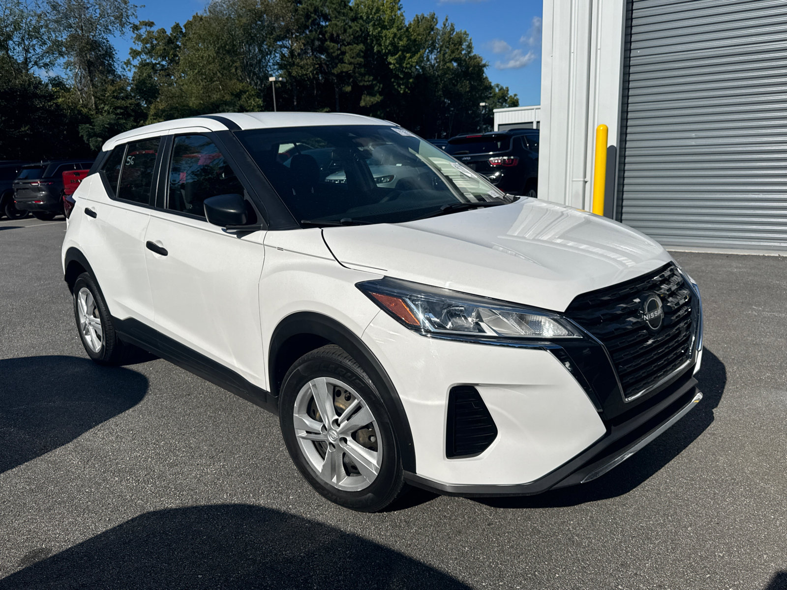 Used 2024 Nissan Kicks S FWD image 3