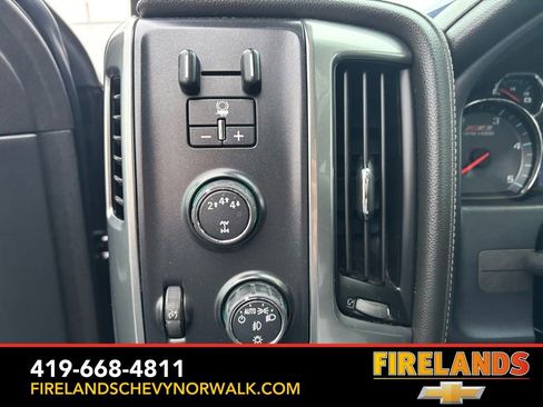Used 2017 Chevrolet Silverado 2500 LTZ image 17