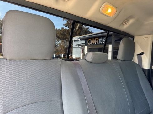Used 2016 RAM 2500 SLT image 15