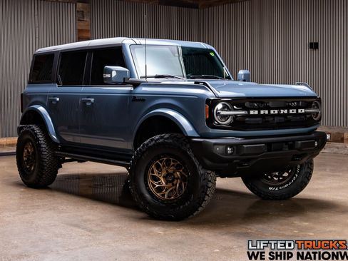 Used 2023 Ford Bronco Outer Banks image 1
