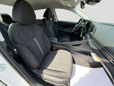 New 2026 Hyundai Elantra SE FWD image 27